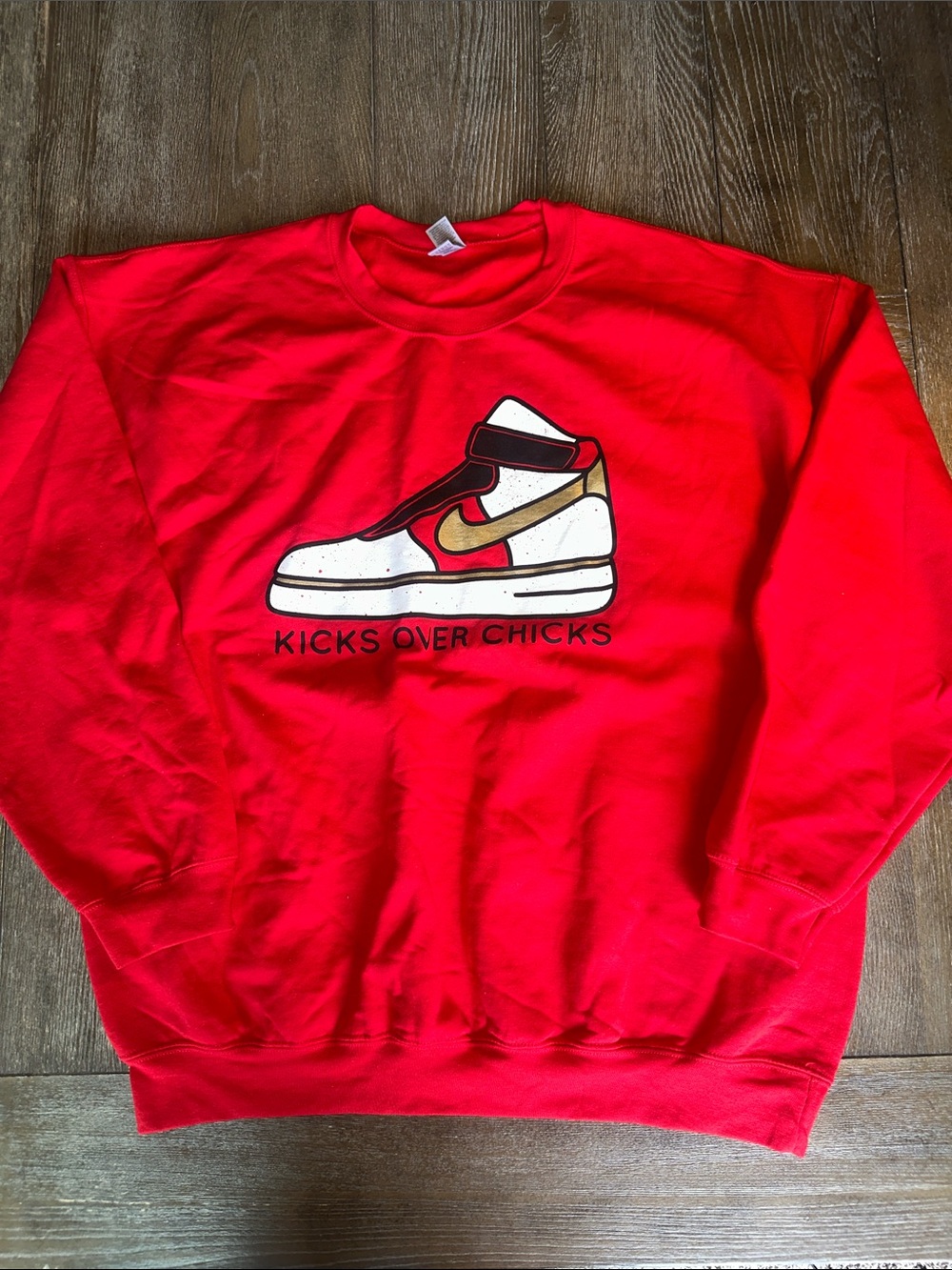 Nike Kicks Over Chicks Graphic Sweatshirt Red Gildan Heavy Blend Men’s XL